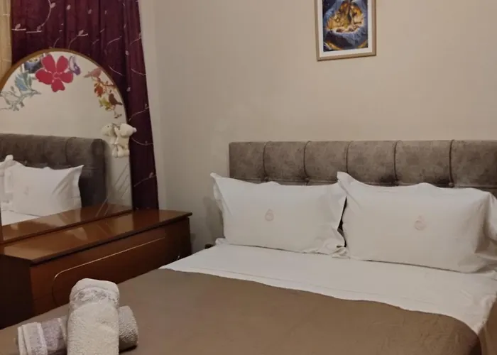 Linda\'S Apartment