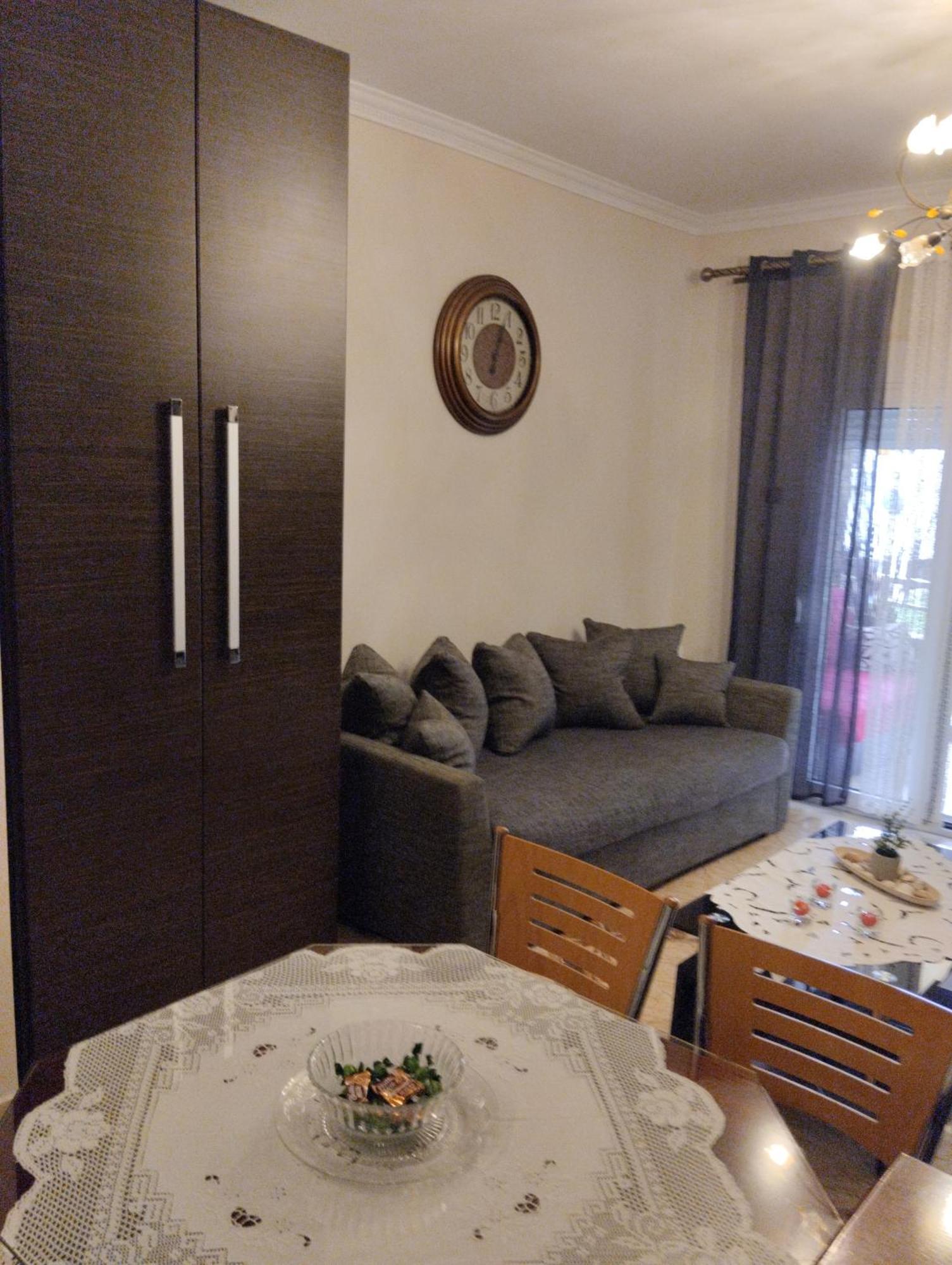 Linda's Agia Triada (Thessaloniki)