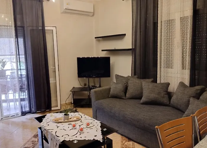 Linda\'S Apartment